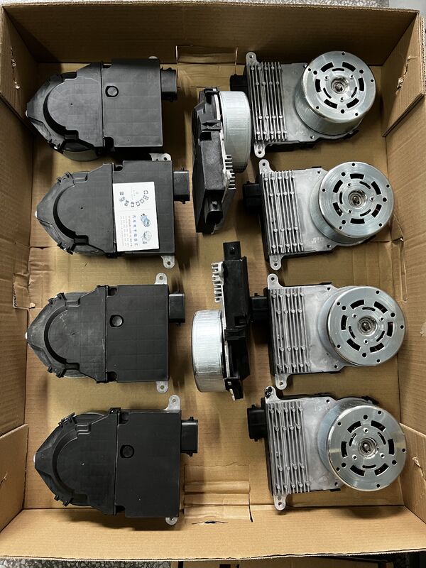 Factory direct sales of Toyota brushless AC fan motors for cooling systems: 1636330041, 1636330040, 16363-30041, 16363-30040